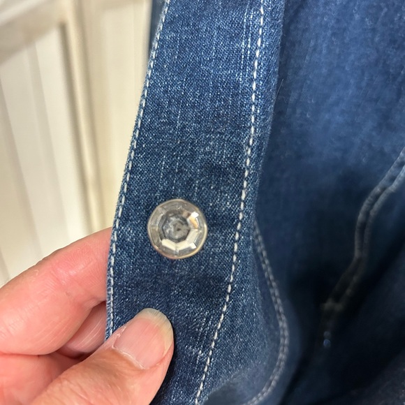 Quacker Factory Denim Jacket with Sequins White Stitch Collar Size 1X - Picture 10 of 10